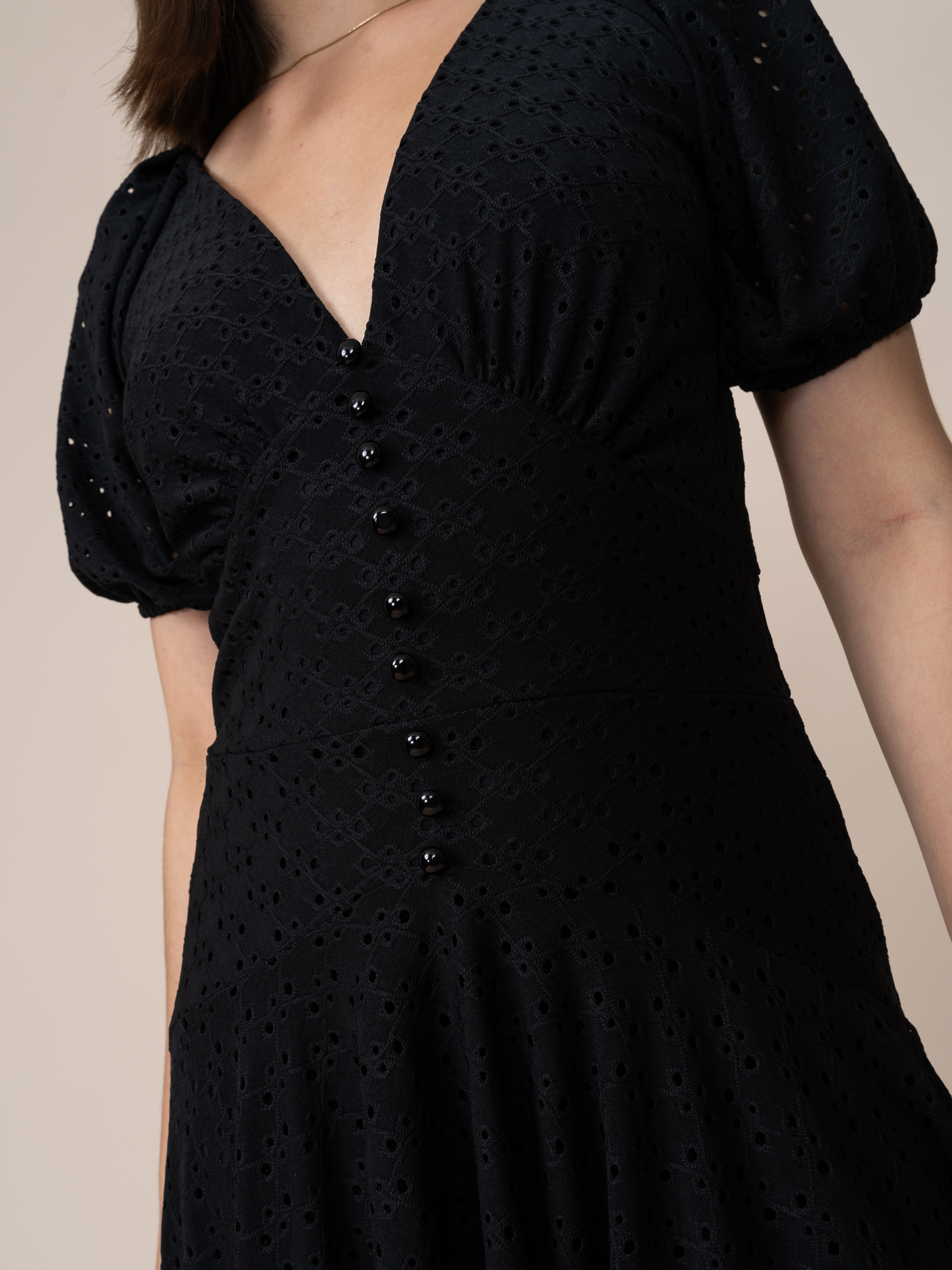 Vestido de Broderie Gloria Negro
