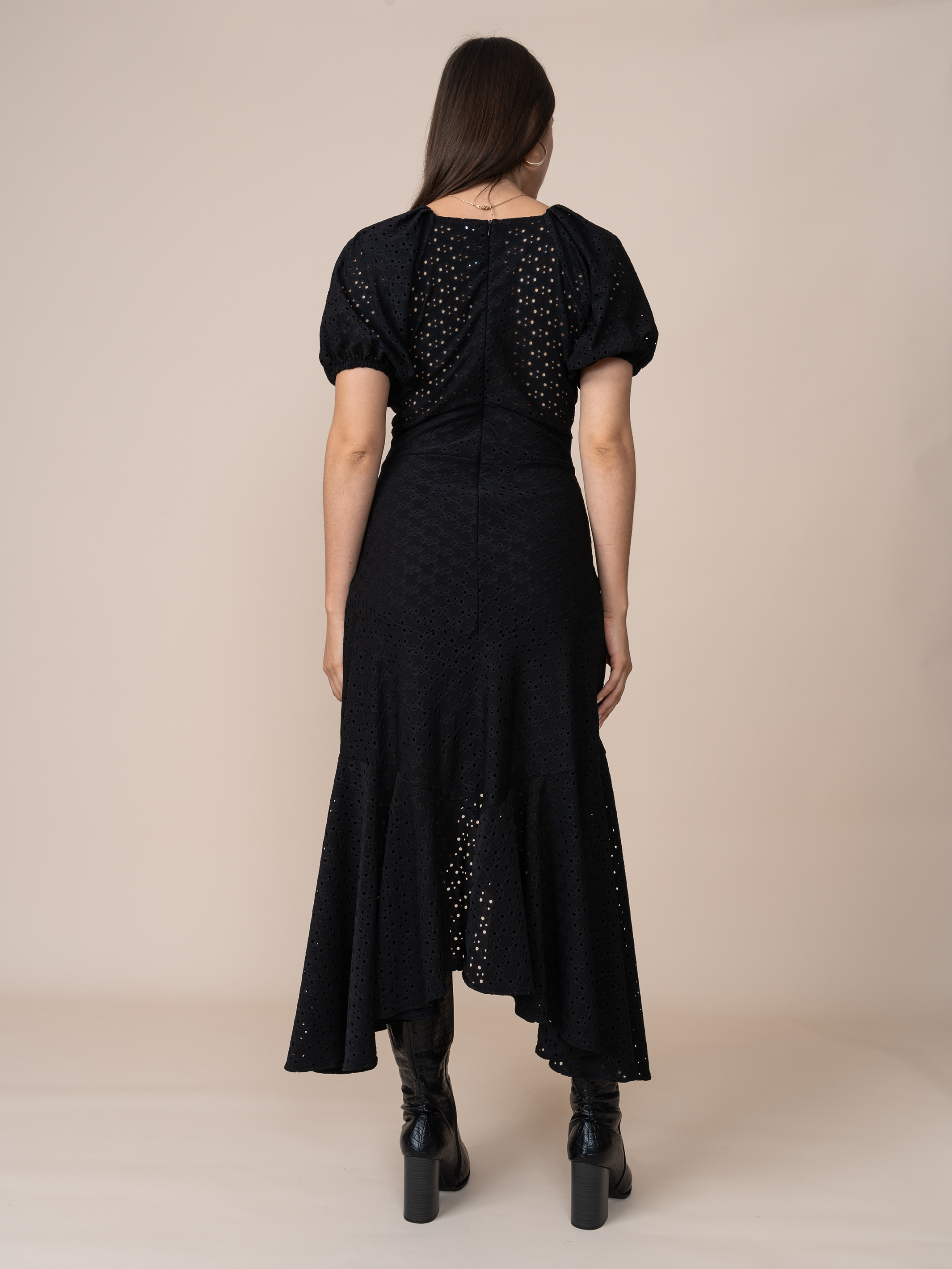 Vestido de Broderie Gloria Negro