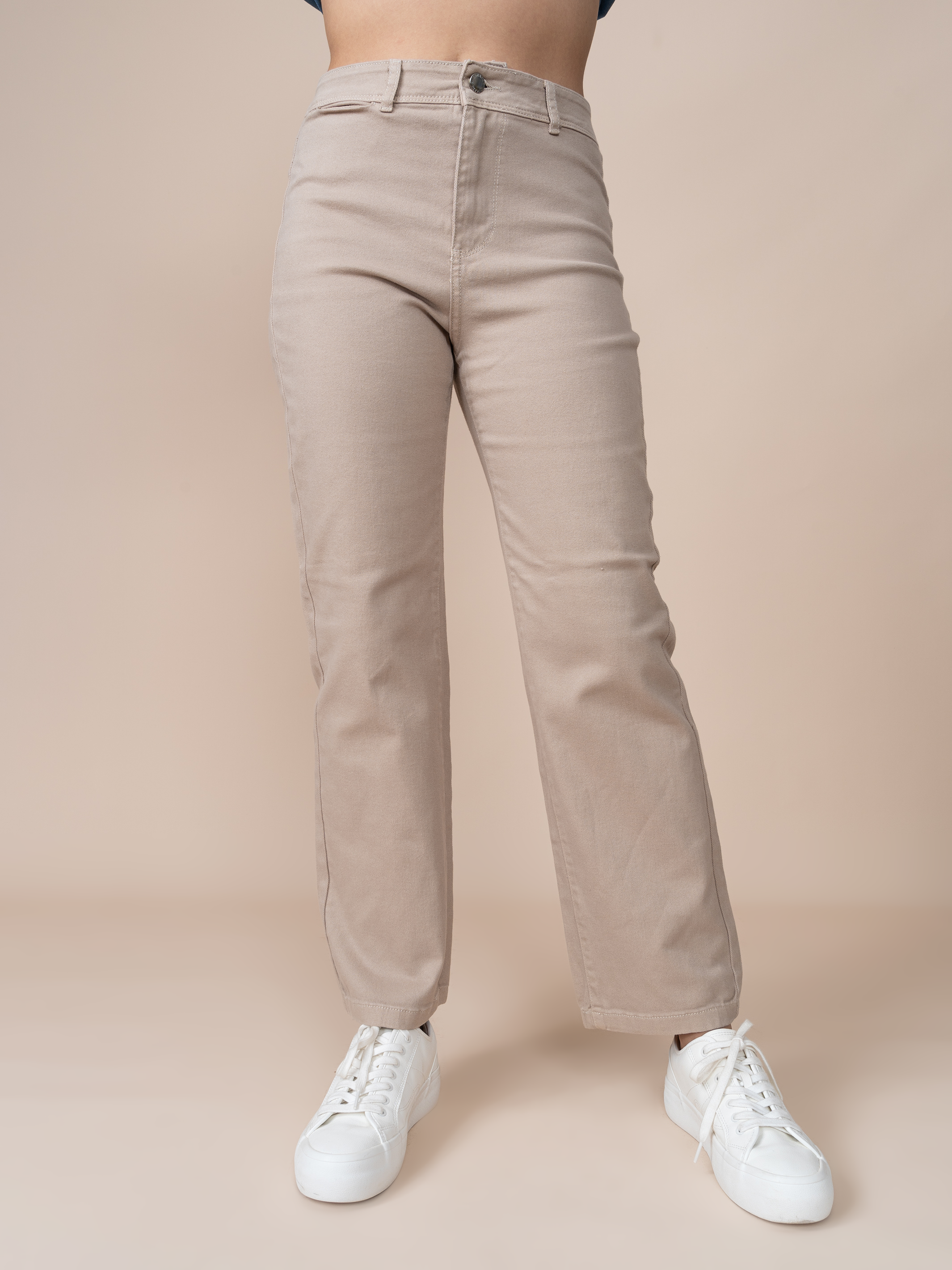 Jean Carlotta Beige