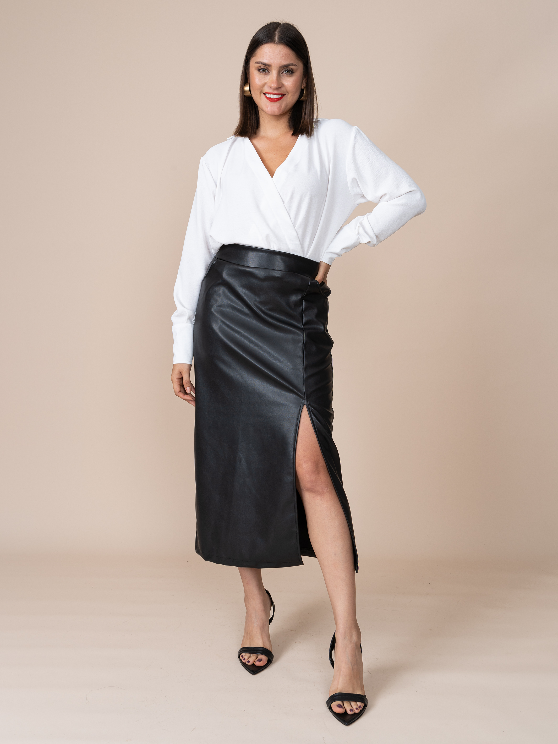 Falda de Cuerina Tina Negro