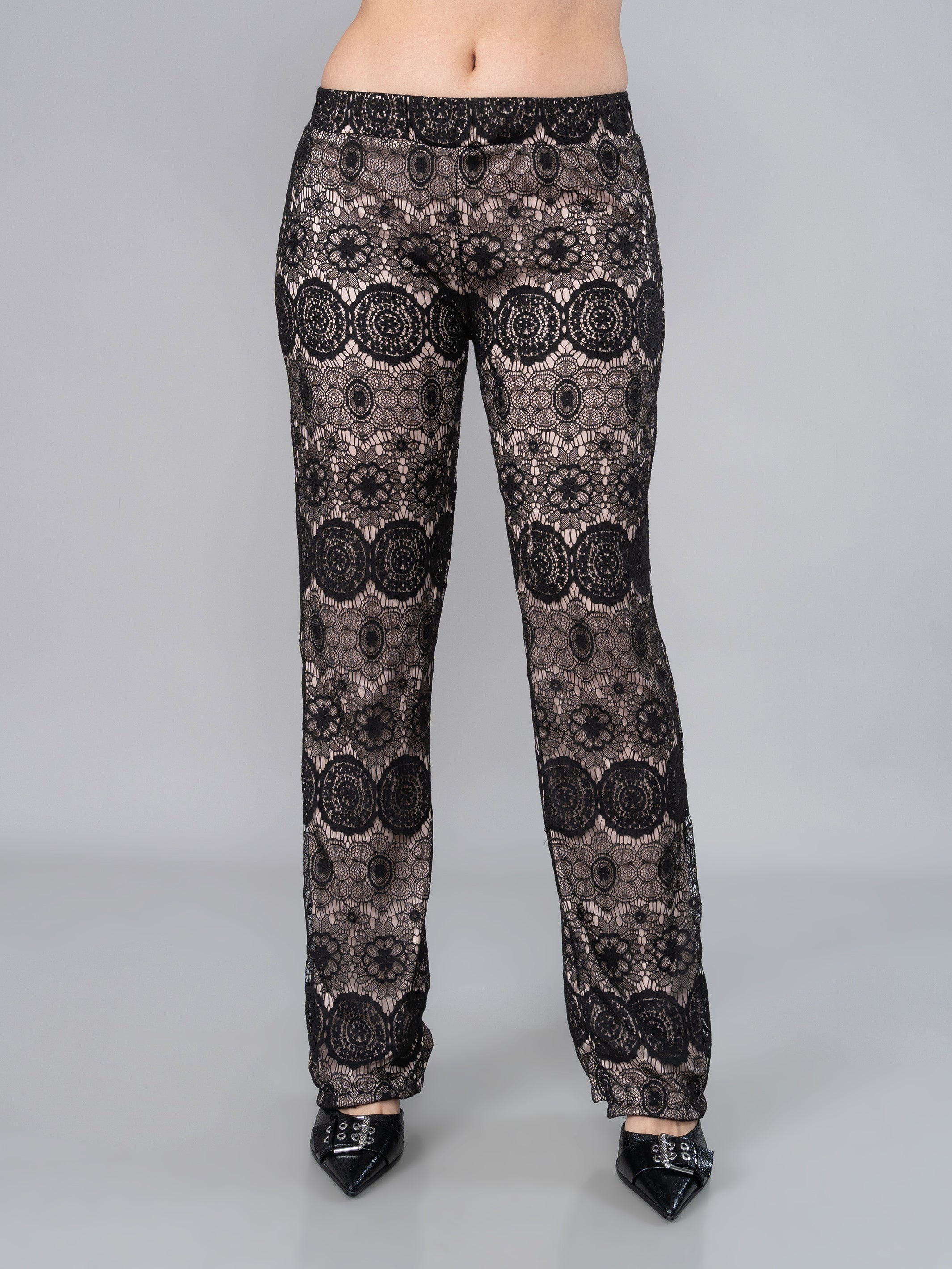 PANTALÓN DE ENCAJE PARA MUJER DE COLOR NEGRO