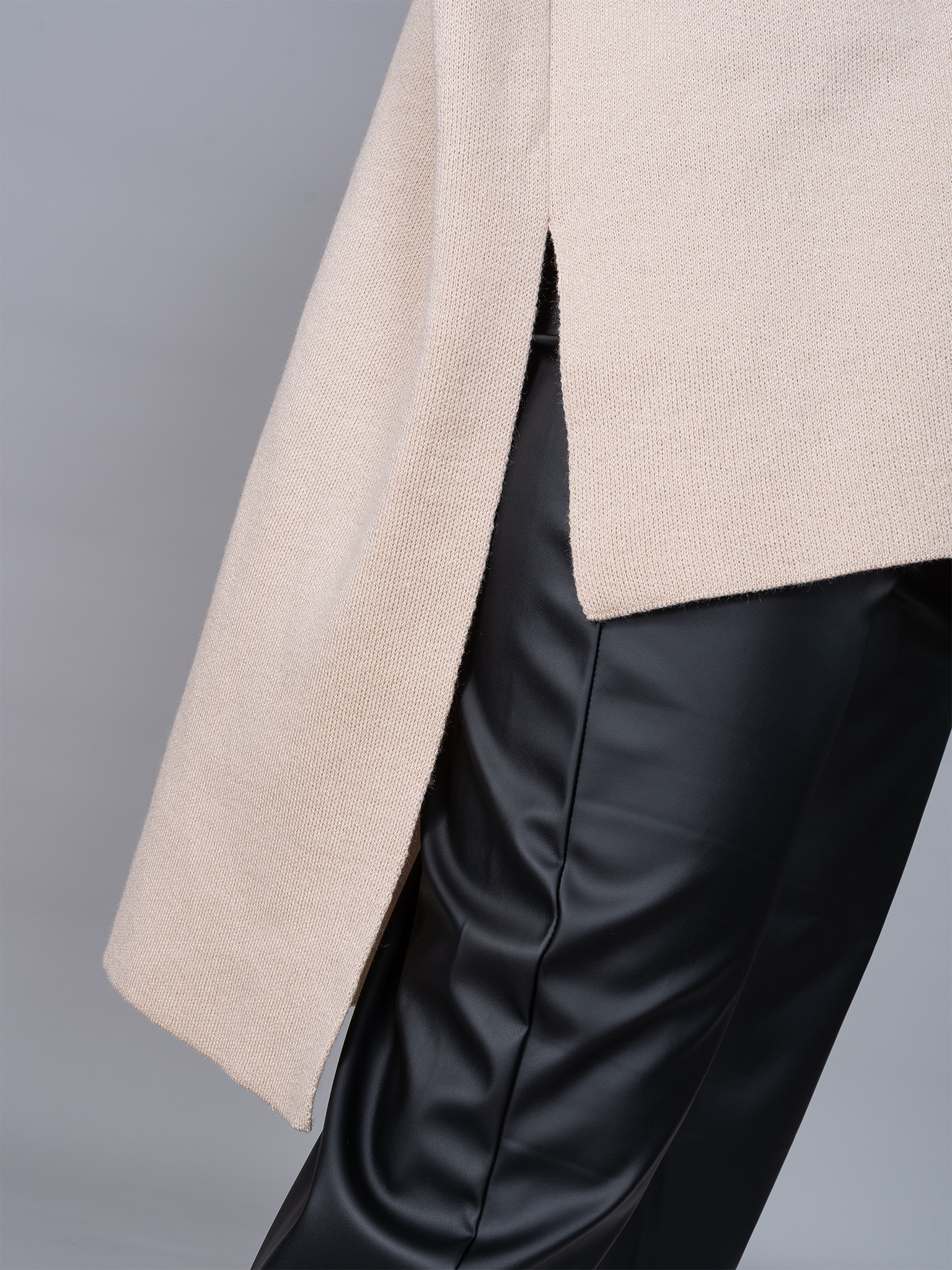 Poncho Tejido Lily Beige 2.0