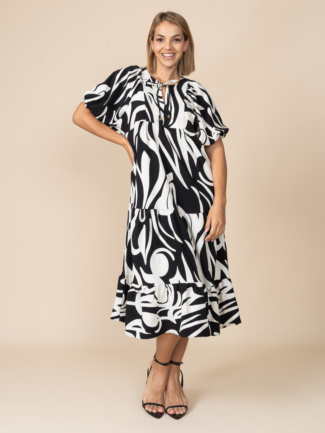 Vestido Lupe Blanco/ Negro
