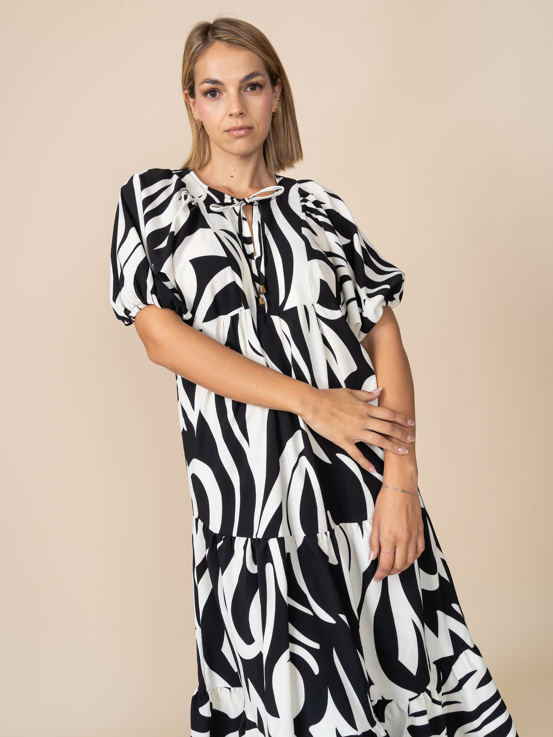 Vestido Lupe Blanco/ Negro
