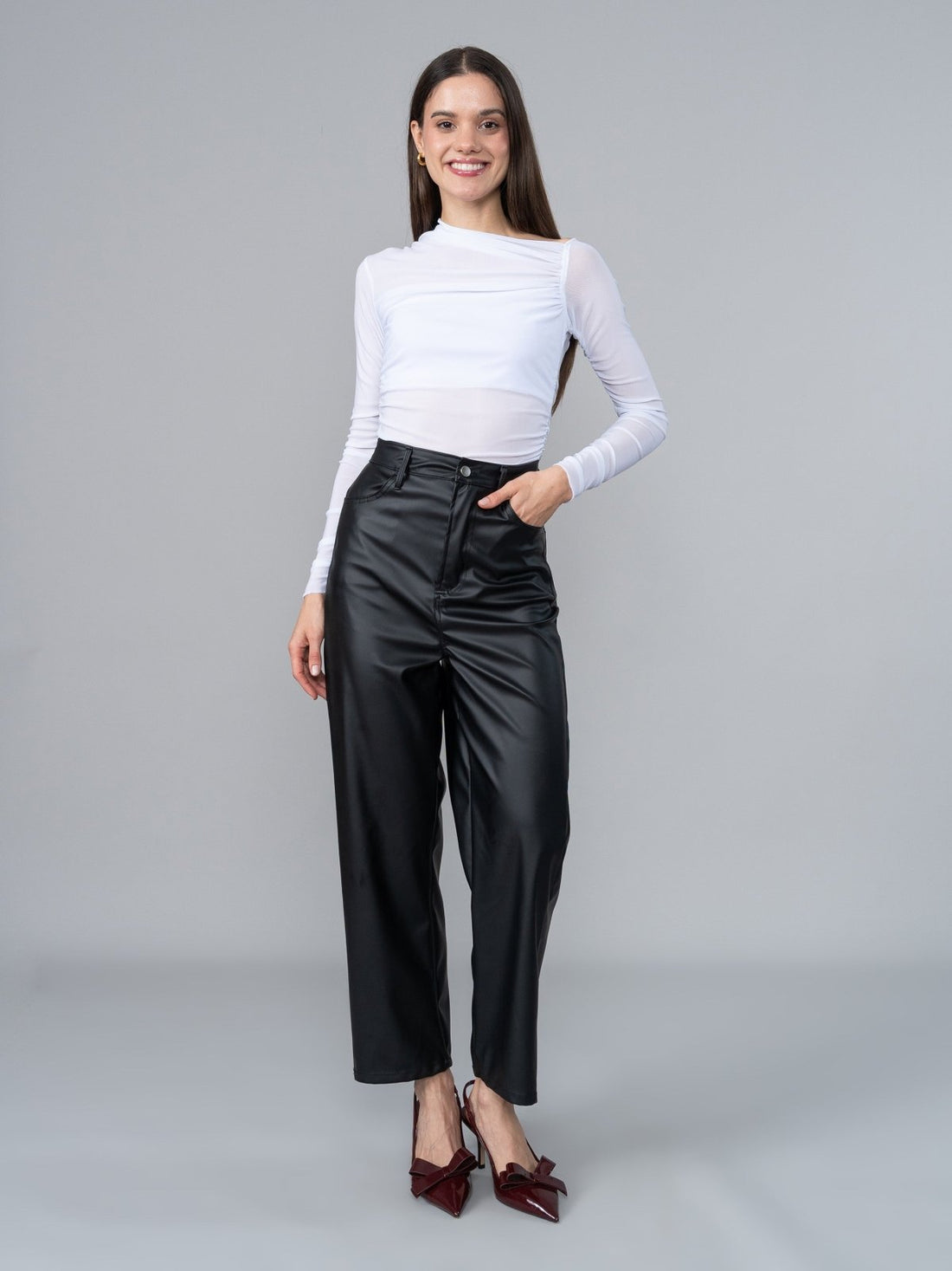 Pantalón Ani Negro en Cuerina - Pantalon de La Matier